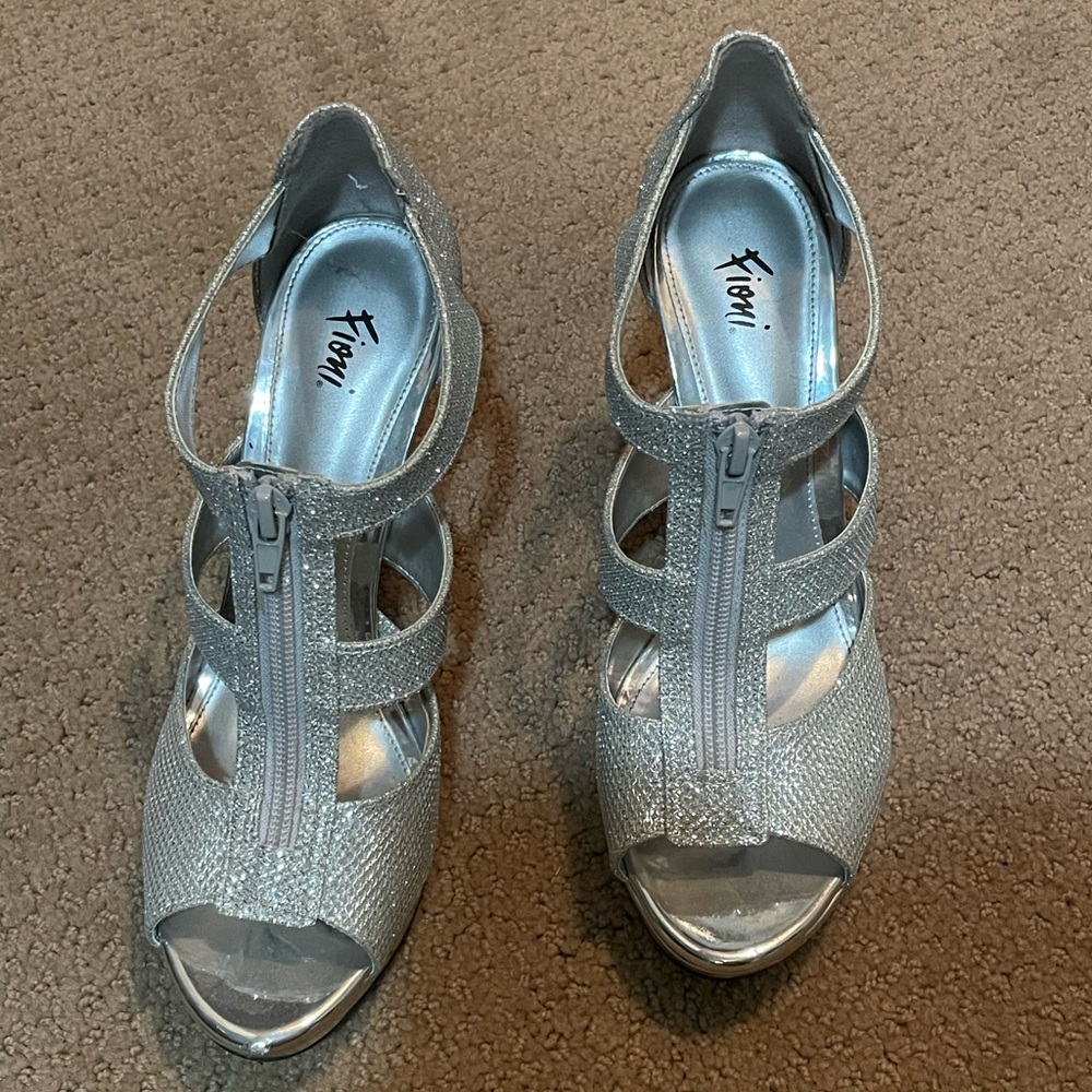 Silver Fioni Heels